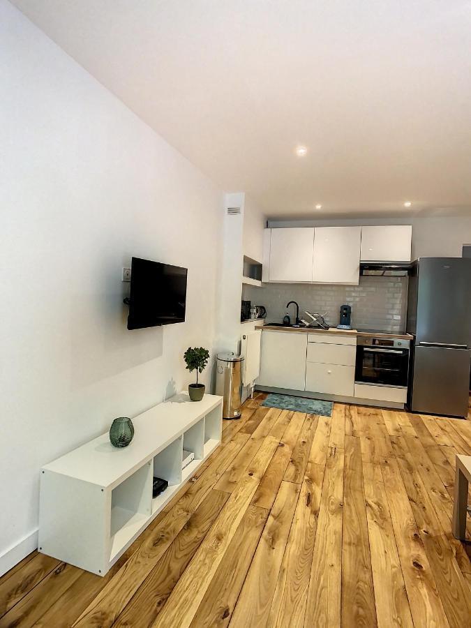 Apartment Studio Hyper Centre Gare Vieil Mer 2pers Antibes